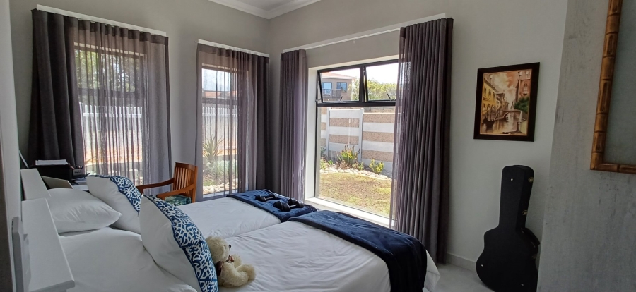 3 Bedroom Property for Sale in Dana Bay Western Cape